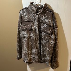 Easel brand shacket. Size medium.